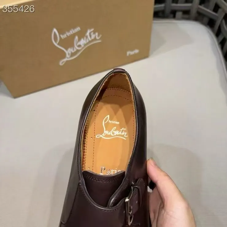 p920💰Men's shoes Christia*.Lobouti*🆑High-end men's business formal leather shoes | Classic red sole shoes | Original imported first-layer cowhide | Iconic rivet decoration | Water-dyed cowhide lining | Italian imported red cowhide outsole | High-end luxury | Perfect interpretation of fashion, sunshine, style, suitable for various occasions Size: 39-44 (customized at 38.45.46)